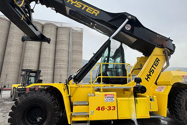 HYSTER RS46-33XD/62 REACH STACKER