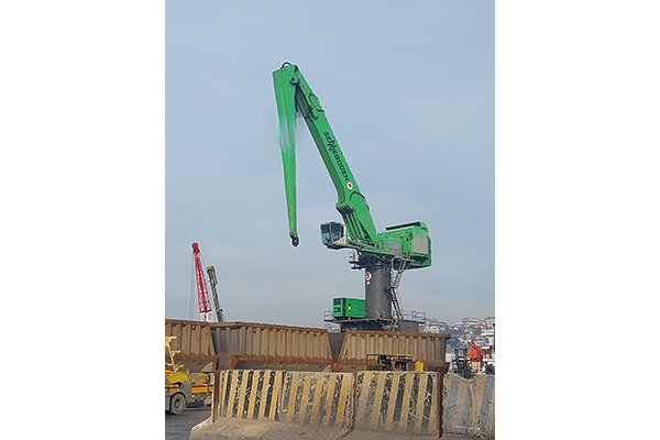 SENNEBOGEN 895 PORTAL HYBRİD-ELEKTRİKLİ MOBİL VİNÇ